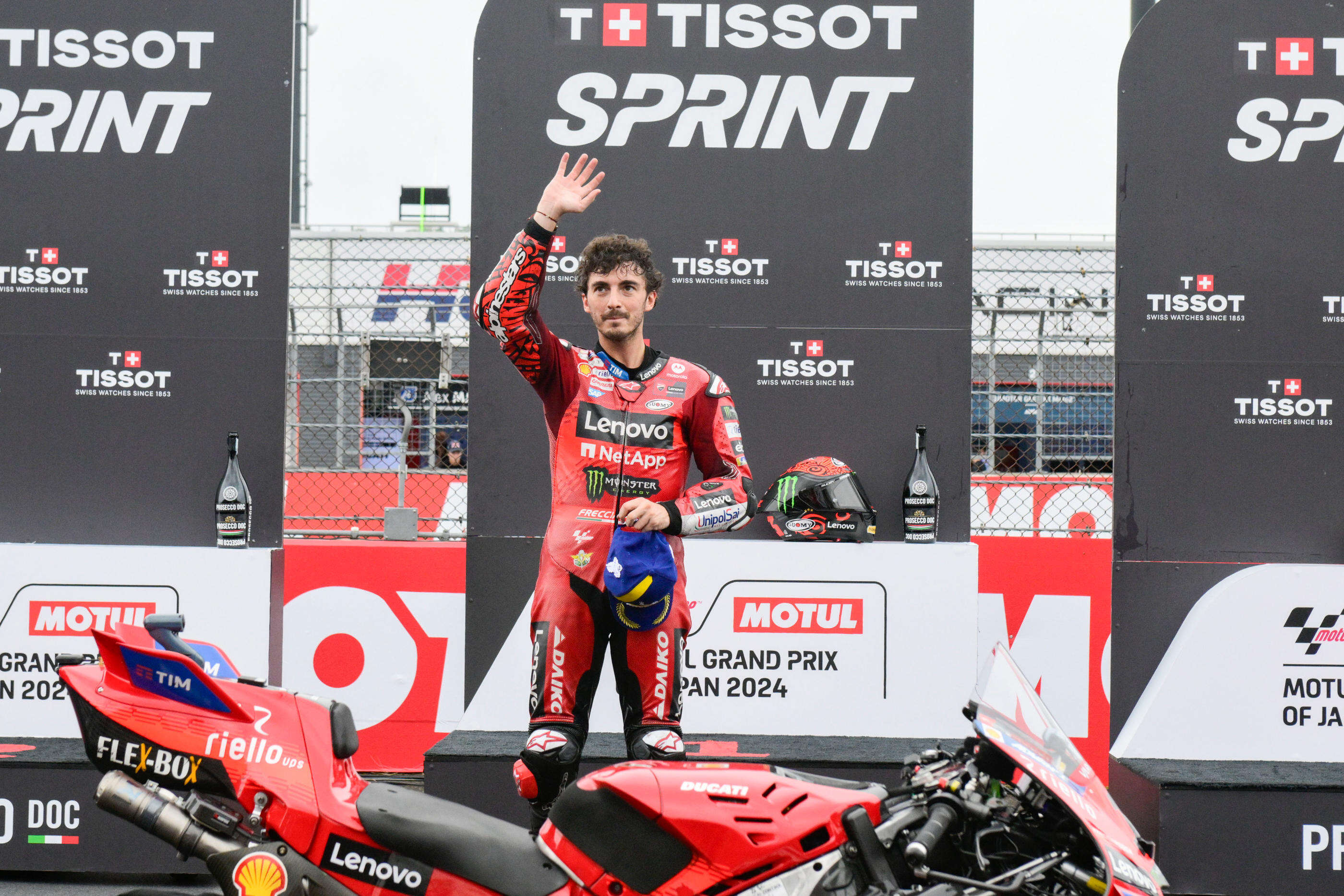 MotoGP : Bagnaia gagne le sprint au Japon et grappille quelques points derrière Martin