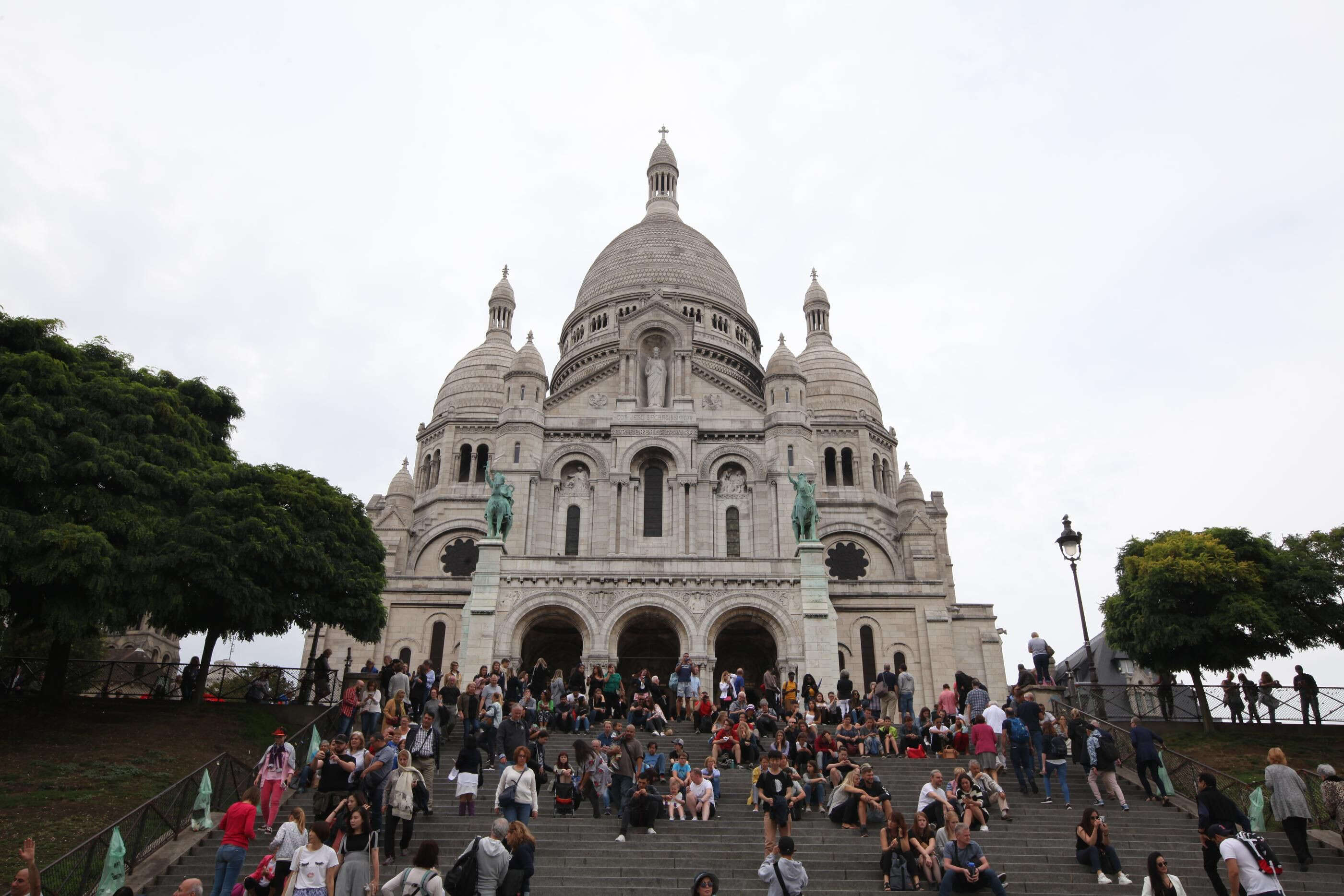 Paris : huit mois de prison ferme pour le « frotteur » du Sacré-Cœur