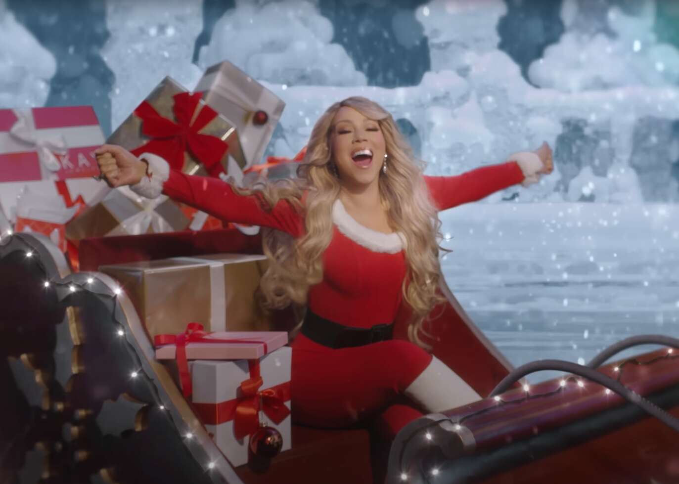 « It’s tiiiime ! » : comme chaque année, Mariah Carey, reine de Noël, lance officiellement la saison des Fêtes