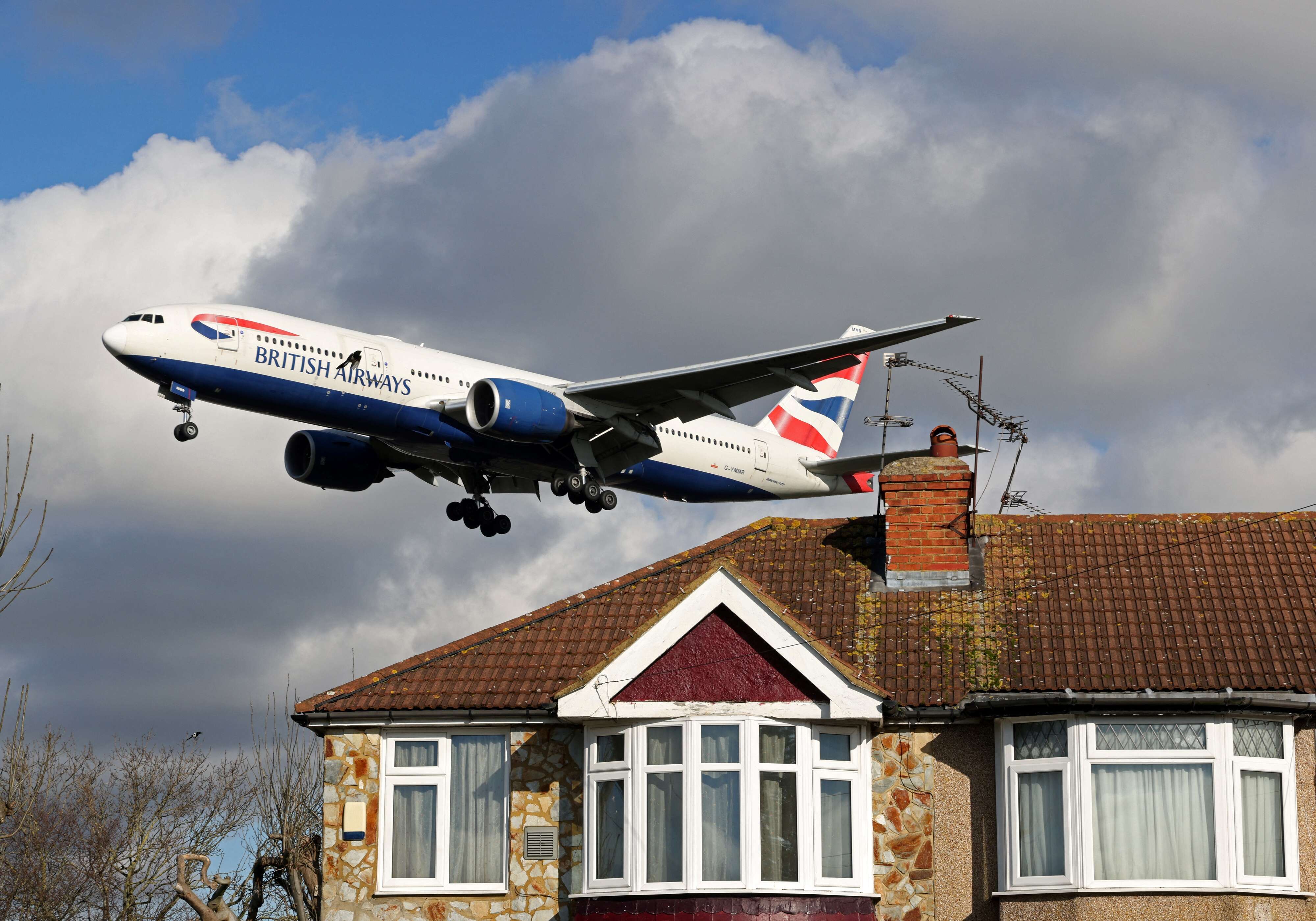 Un Boeing 777 décolle de Londres pour Hongkong et se pose onze heures plus tard… à Londres