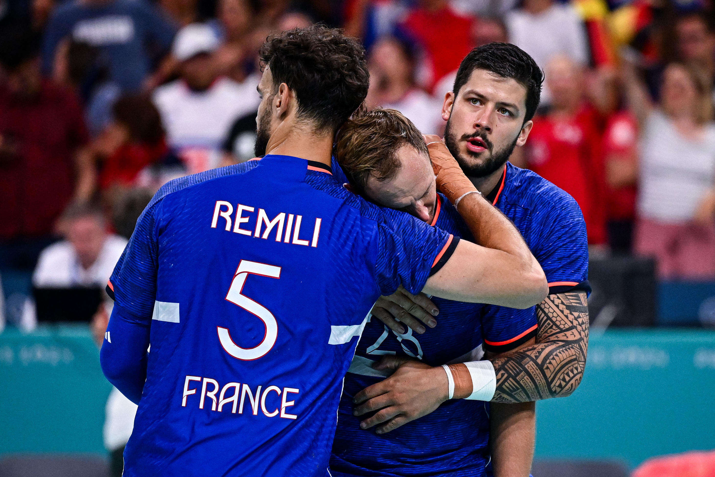 JO Paris, handball : « Ça me déchire… » au bord des larmes, les Bleus ruminent leur tristesse après l’élimination