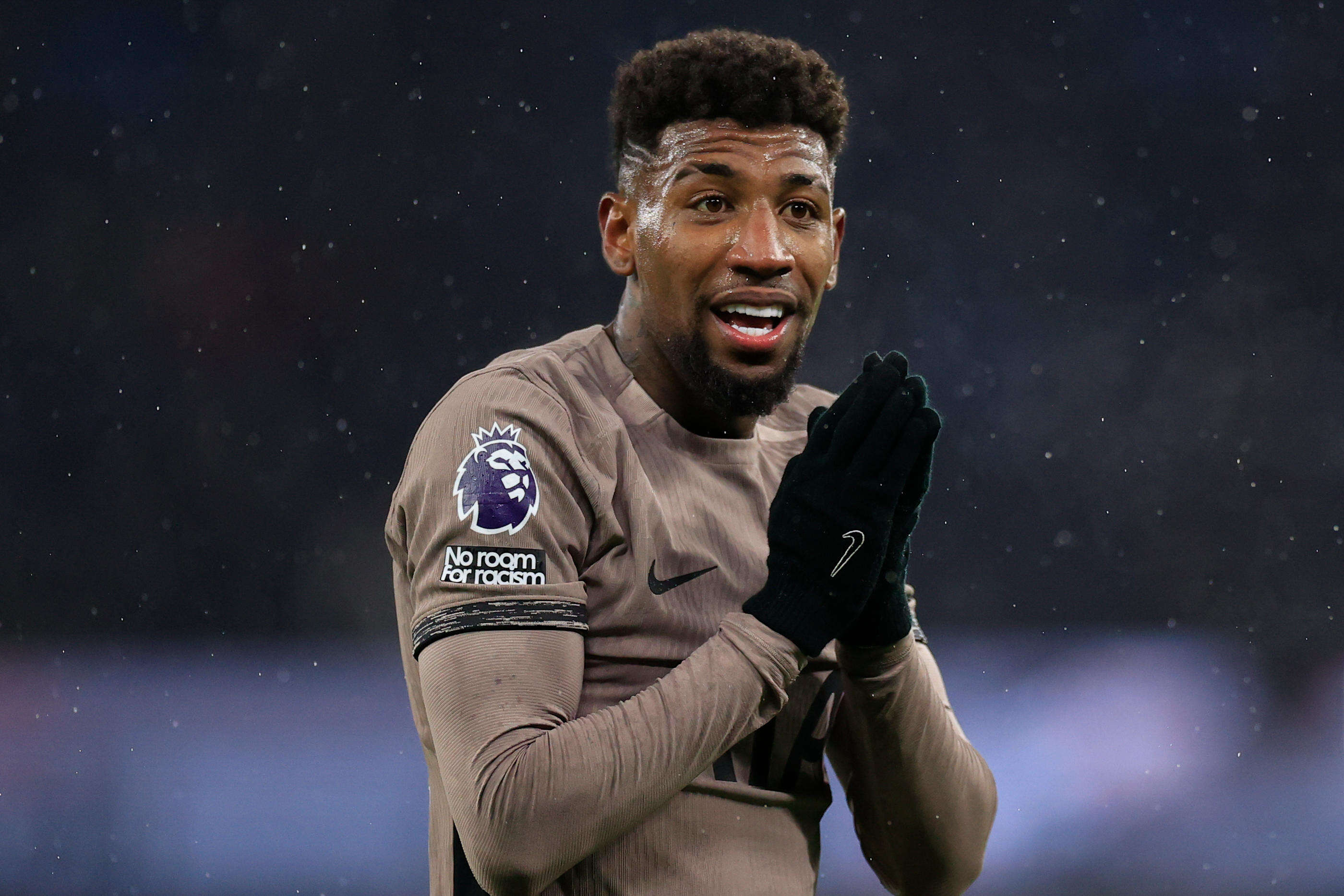 Mercato : l’international brésilien Emerson Royal s’engage avec l’AC Milan