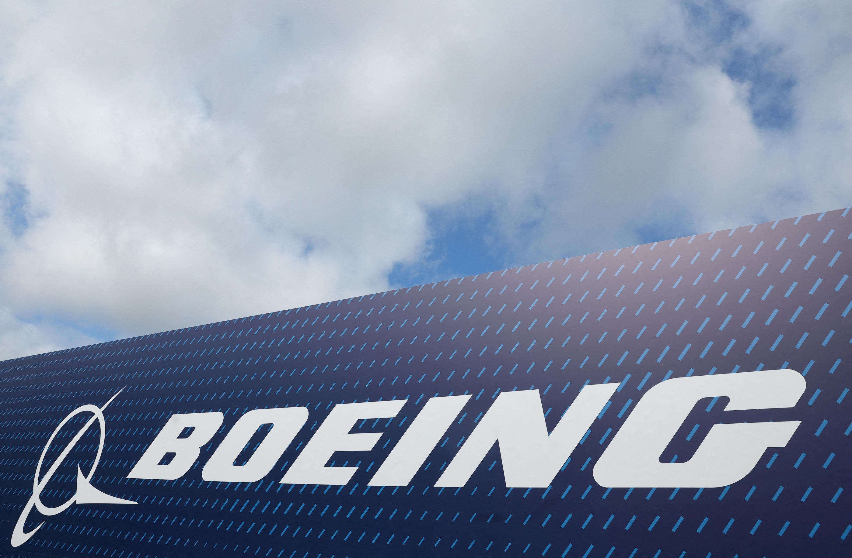 Boeing : en difficulté, l’avionneur américain annonce une réduction de 10 % de ses effectifs dans le monde