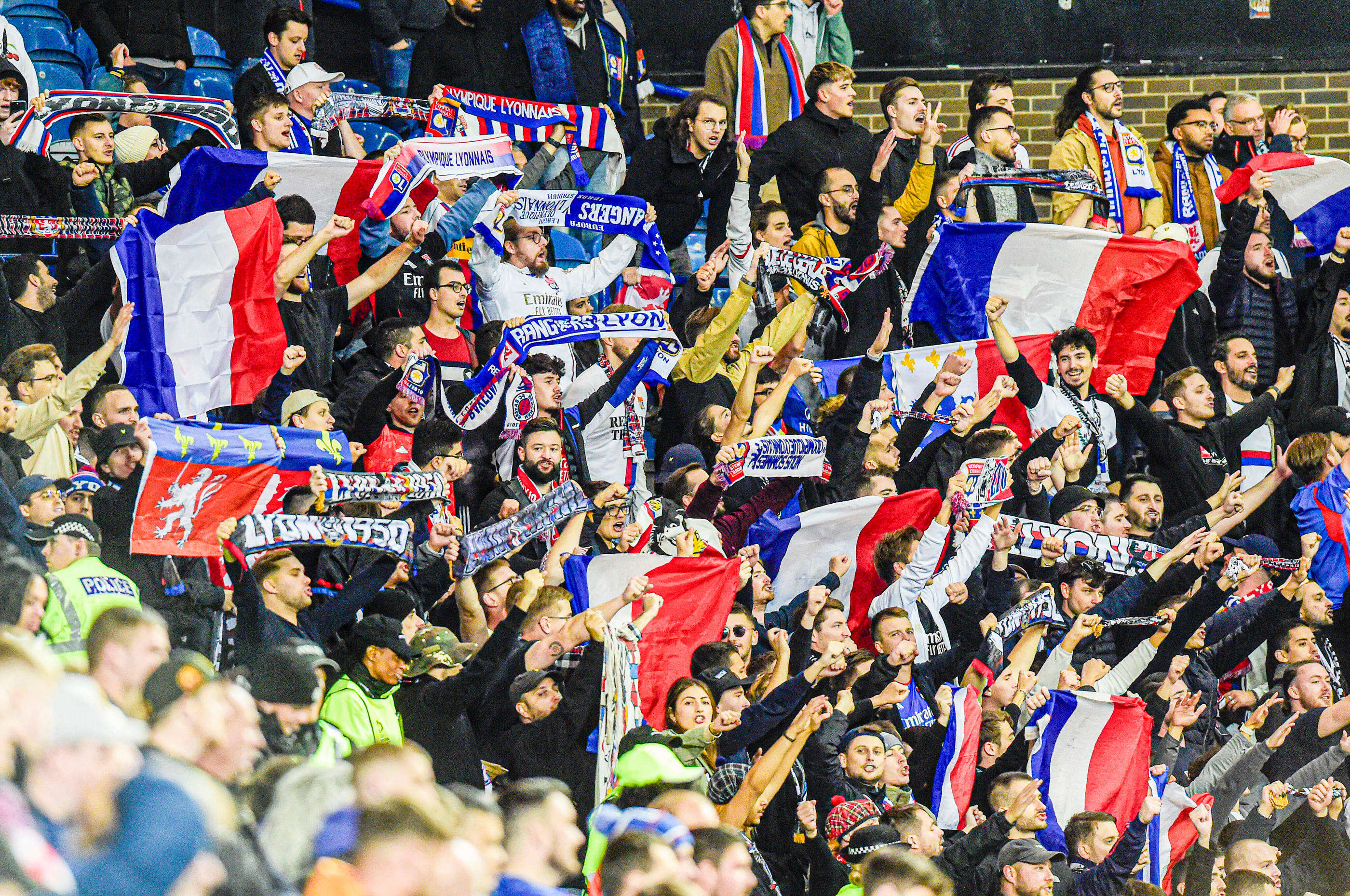 OL-Nantes : un homme blessé d’un coup de couteau après une bagarre entre supporters lyonnais