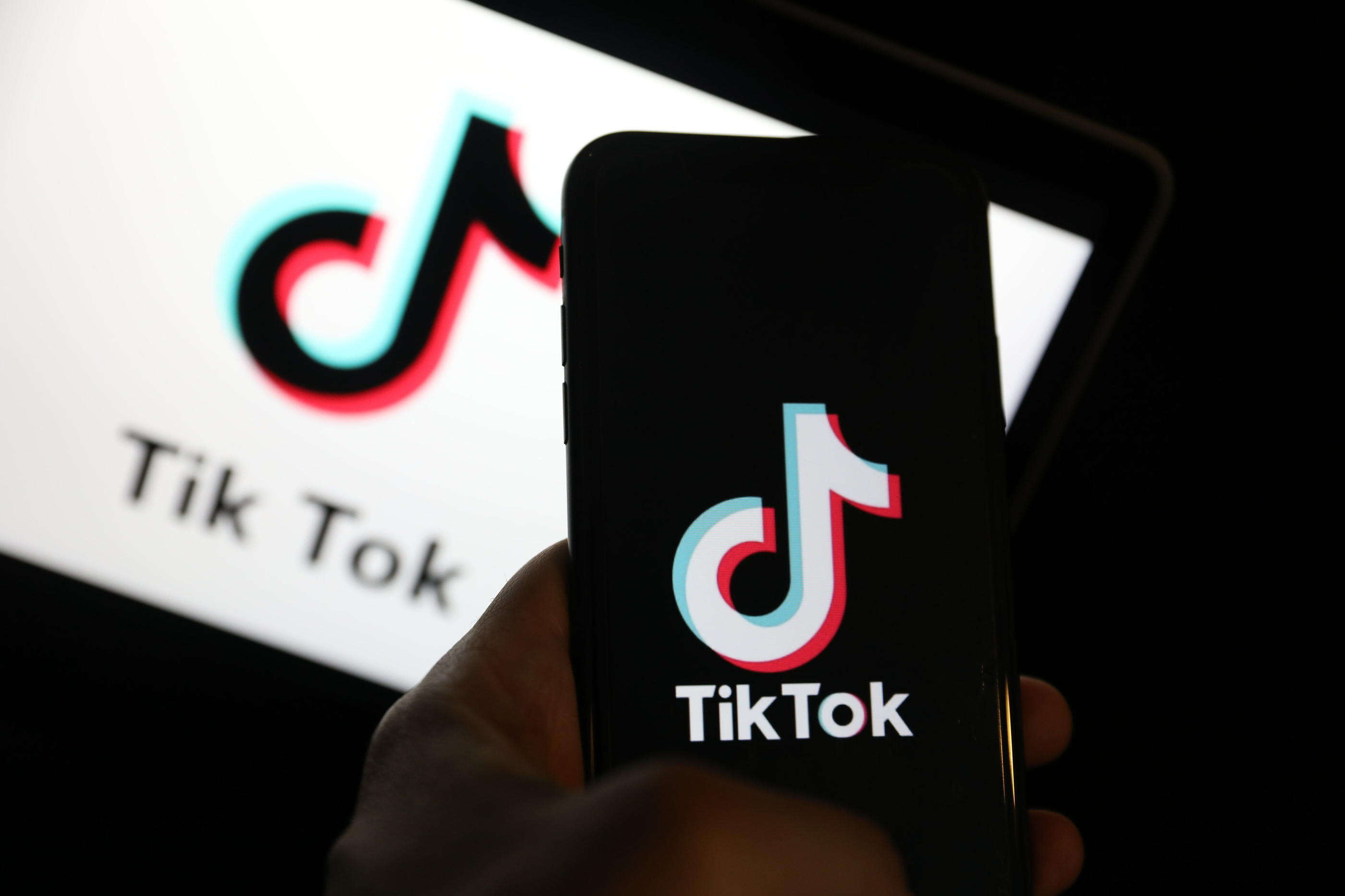 « Vous n’avez pas vraiment faim » : une influenceuse accusée de promouvoir des comportements anorexiques bannie de TikTok