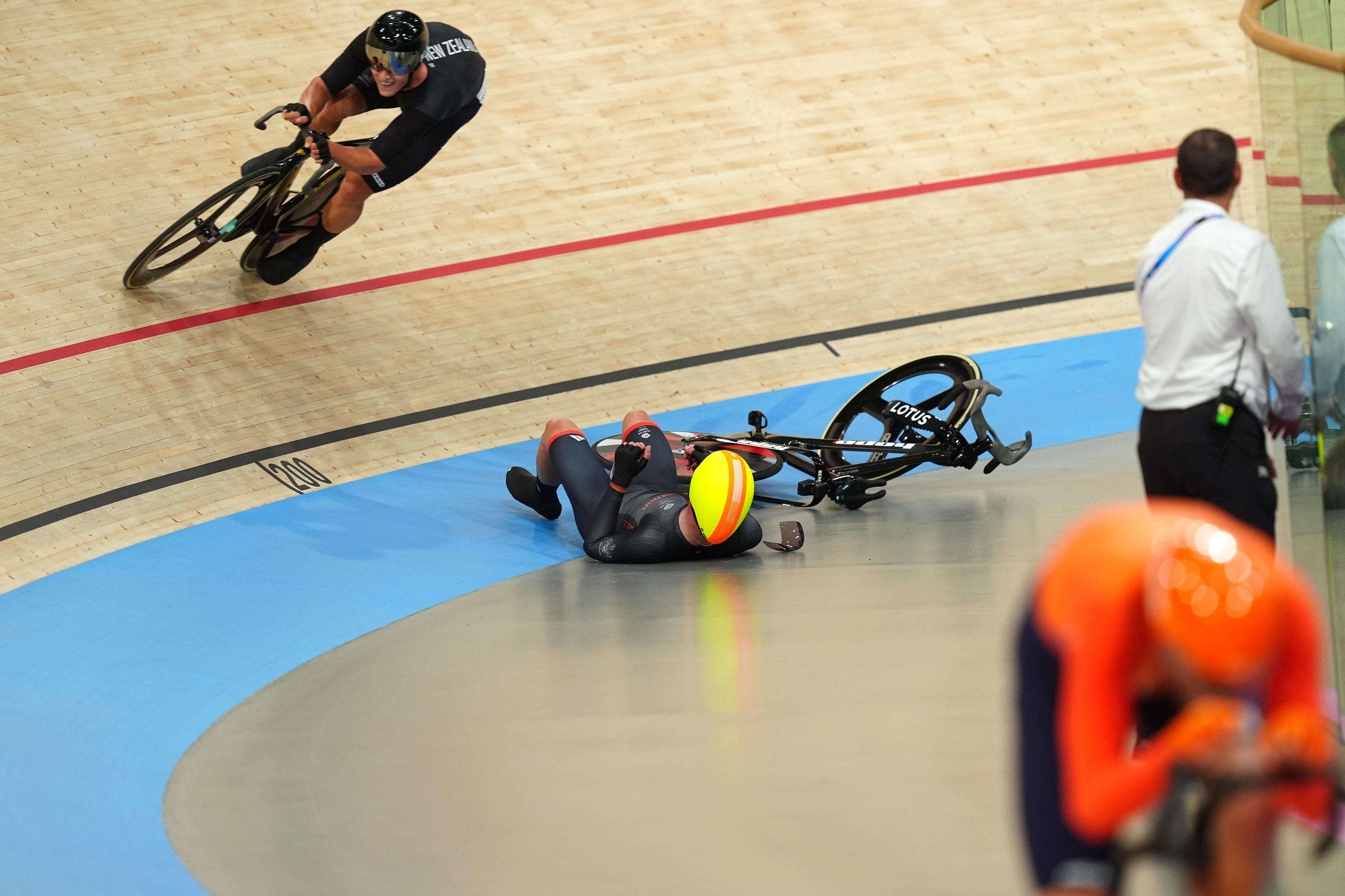 JO Paris 2024, cyclisme : « J’étais un mannequin crash-test », le terrible coup de casque qui a disqualifié les Pays-Bas