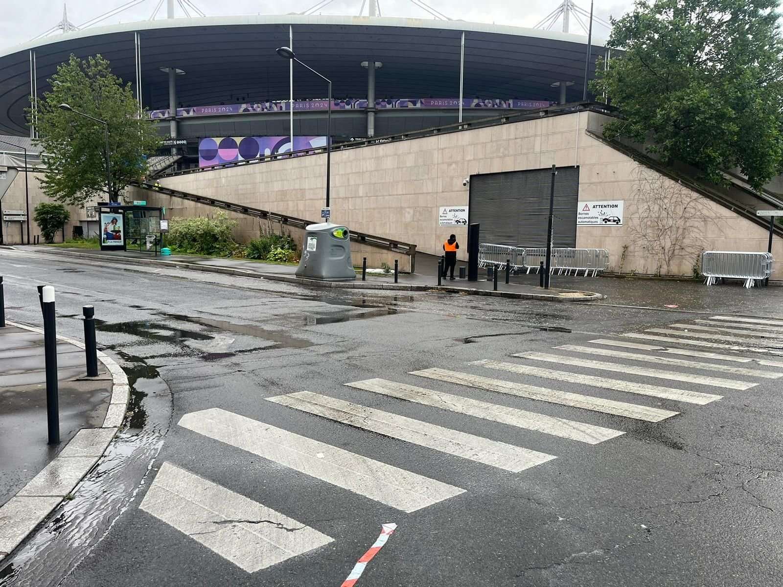 Derrière le mort du Stade de France, une rivalité amoureuse pour la sœur de la chanteuse Wejdene