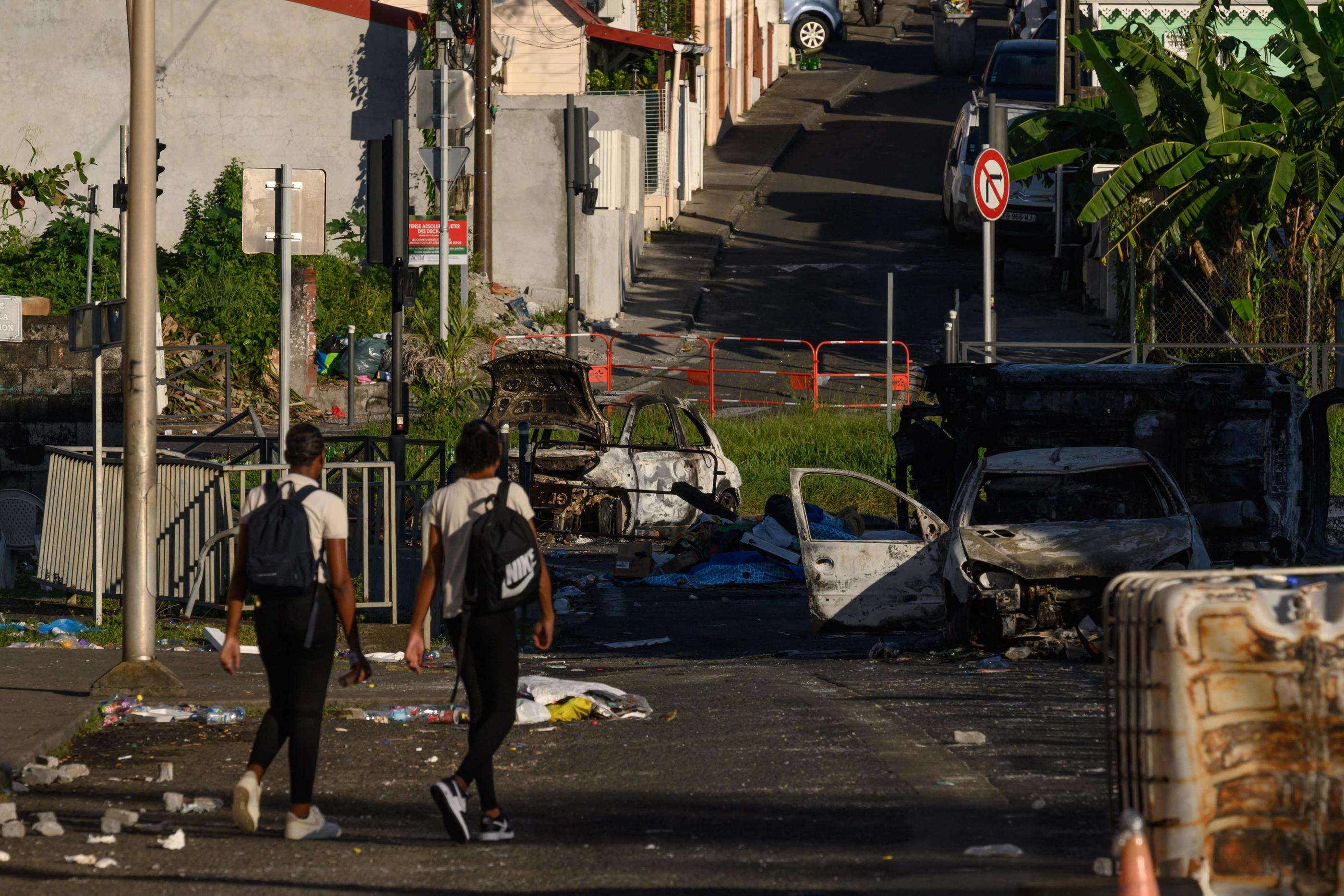 Martinique : malgré de nouvelles violences, la nuit a été un peu plus calme