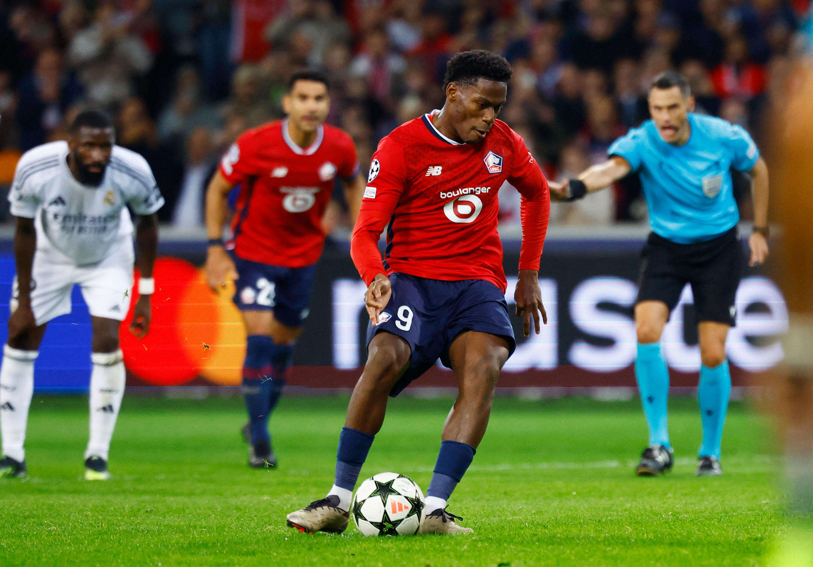 Lille-Real Madrid : main de Camavinga et pénalty de Jonathan David, la vidéo de l’ouverture du score du Losc