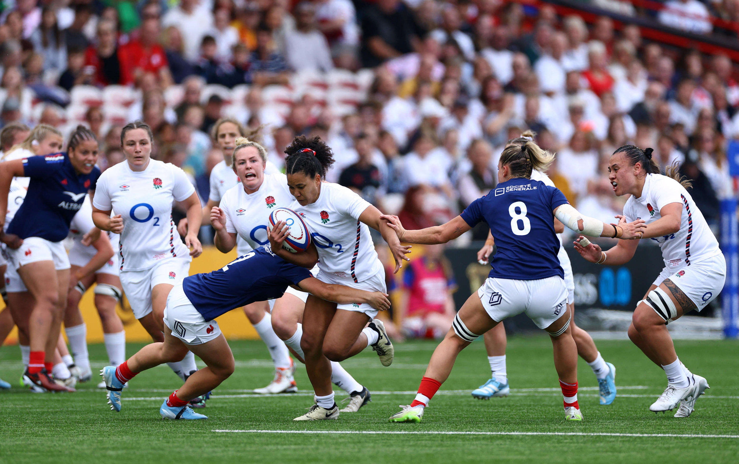 Angleterre-France (38-19) : les Bleues du rugby démarrent leur saison par une large défaite