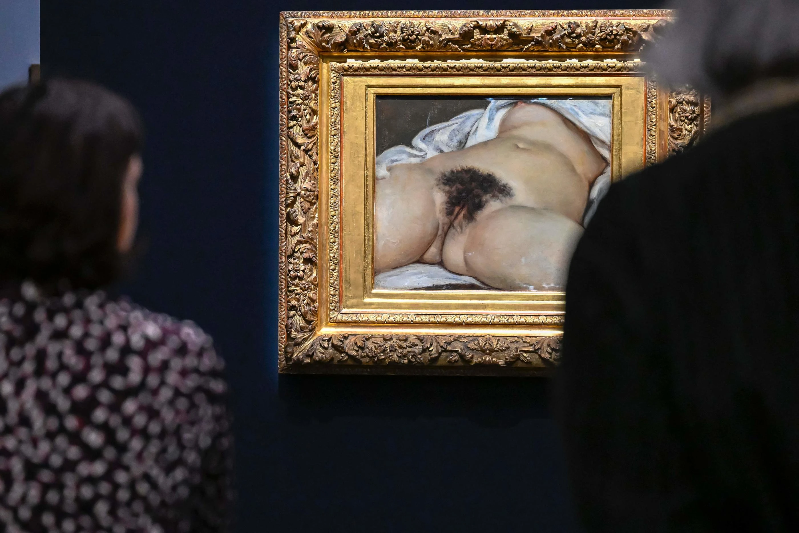 Deux femmes mises en examen pour avoir tagué « L’Origine du monde » au Centre Pompidou-Metz