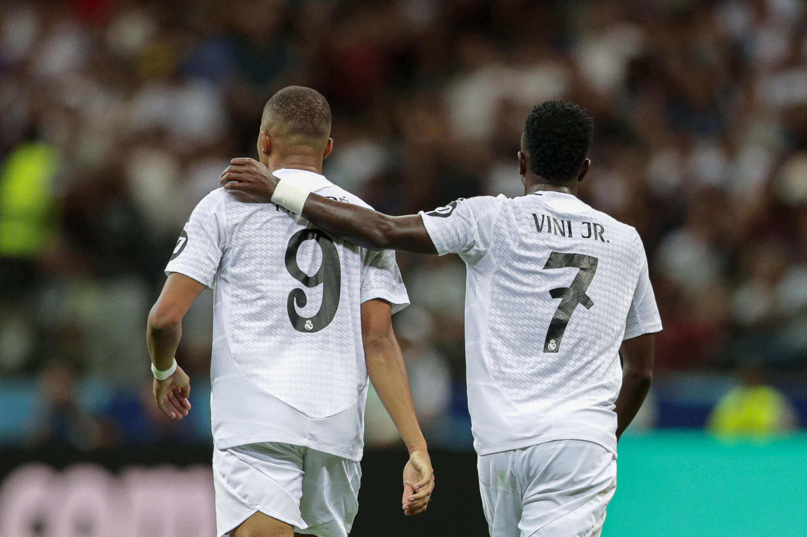 « Ce duo fait peur » : l’entente entre Kylian Mbappé et Vinicius enthousiasme la presse espagnole