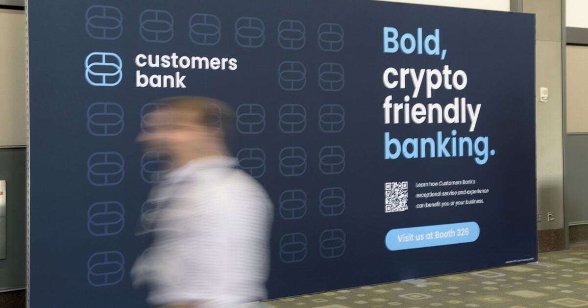 Crypto-Friendly Bank Ordered by Fed to Limit Risks From Digital Asset Clients