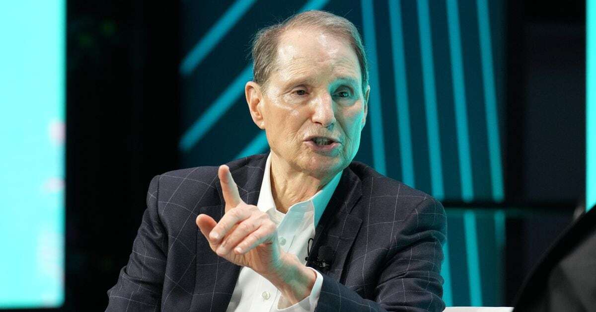 U.S. Sen. Wyden: House 'Right' to Pursue Crypto Bill, Late in Session for More Progress