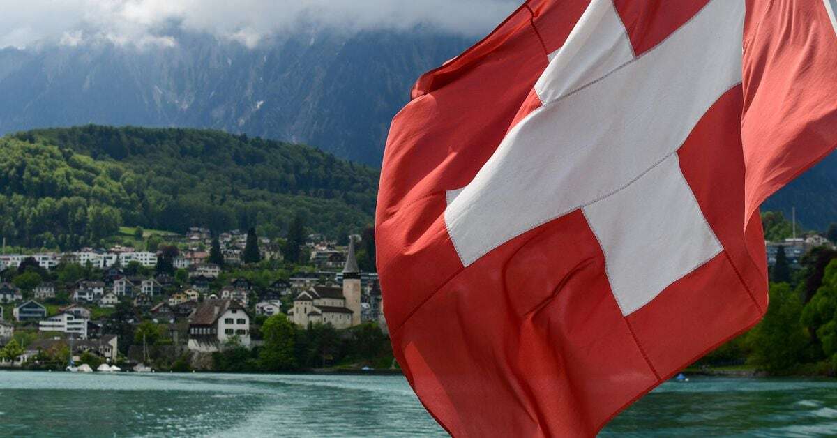 Stablecoin Default Guarantees Pose Risks to the Issuing Banks, Swiss Regulator Says