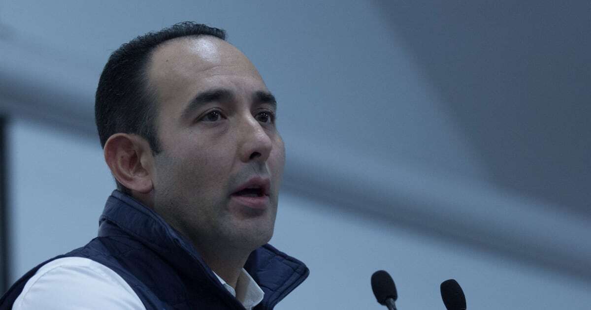 Roberto Gil Zuarth ‘levanta la mano’: Se postulará como candidato a ministro en elección judicial