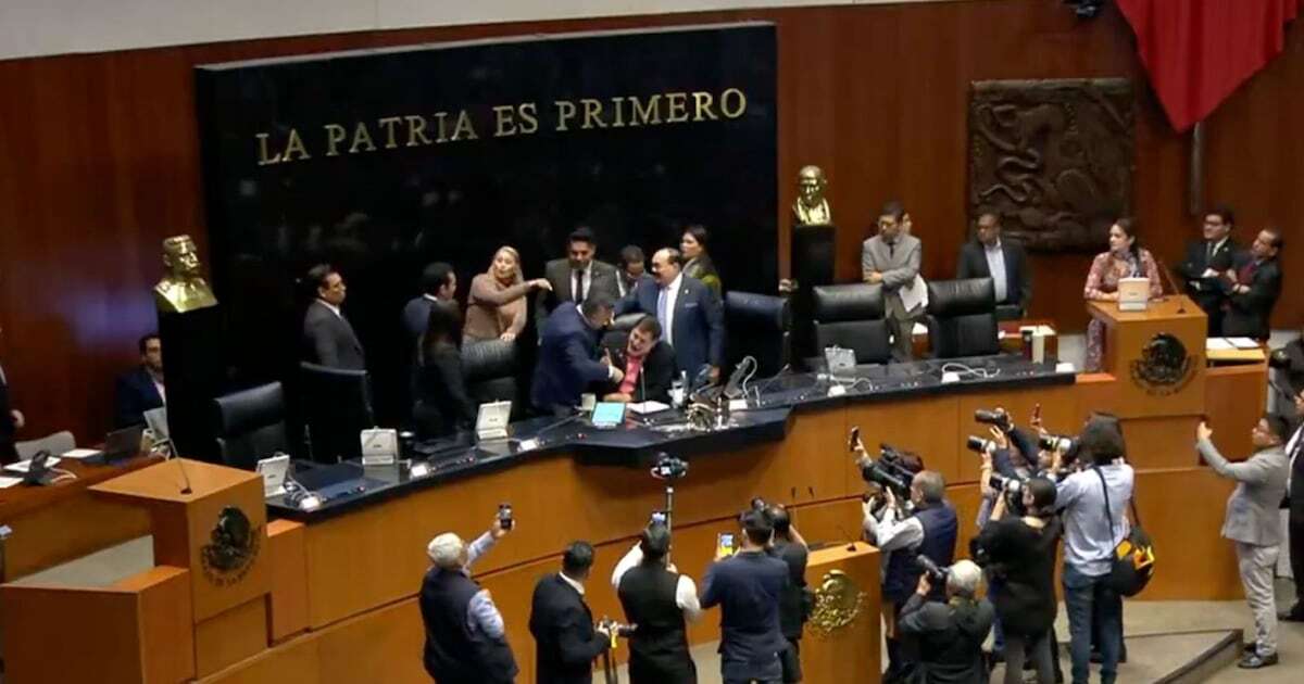 (VIDEO) Noroña y ‘Alito’ Moreno casi se golpean en el Senado: ‘No me ponga el dedo encima’