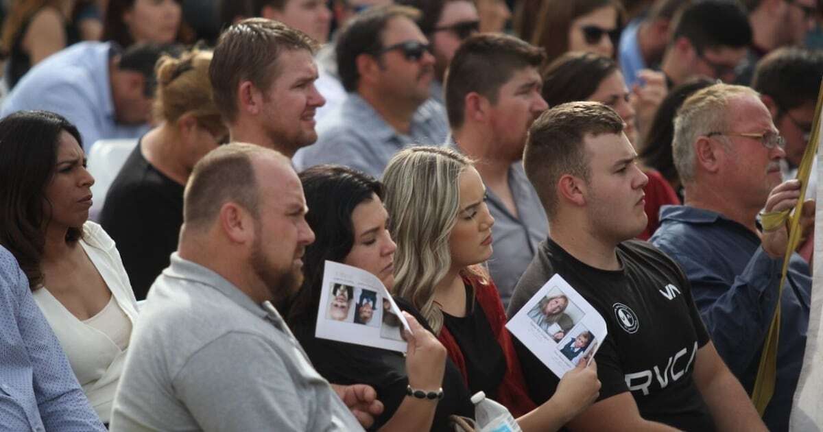 Familia LeBarón se manifiesta a 5 años de la masacre en Bavispe; piden parlamento con Sheinbaum