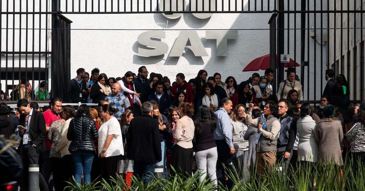 ¡Adiós a las filas en el SAT! Eliminan preinscripción al RFC; solo pedirán INE para la constancia fiscal