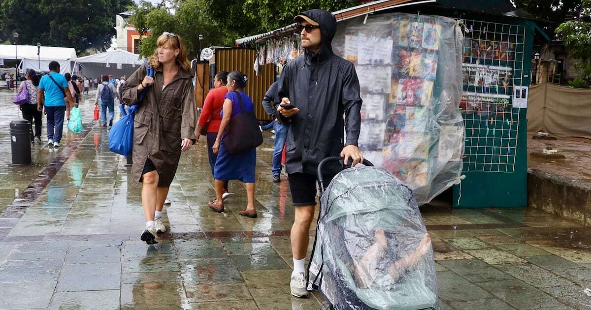 Un nuevo ciclón ‘acecha’ el sureste de México: ¿Dónde se esperan lluvias y heladas este domingo?