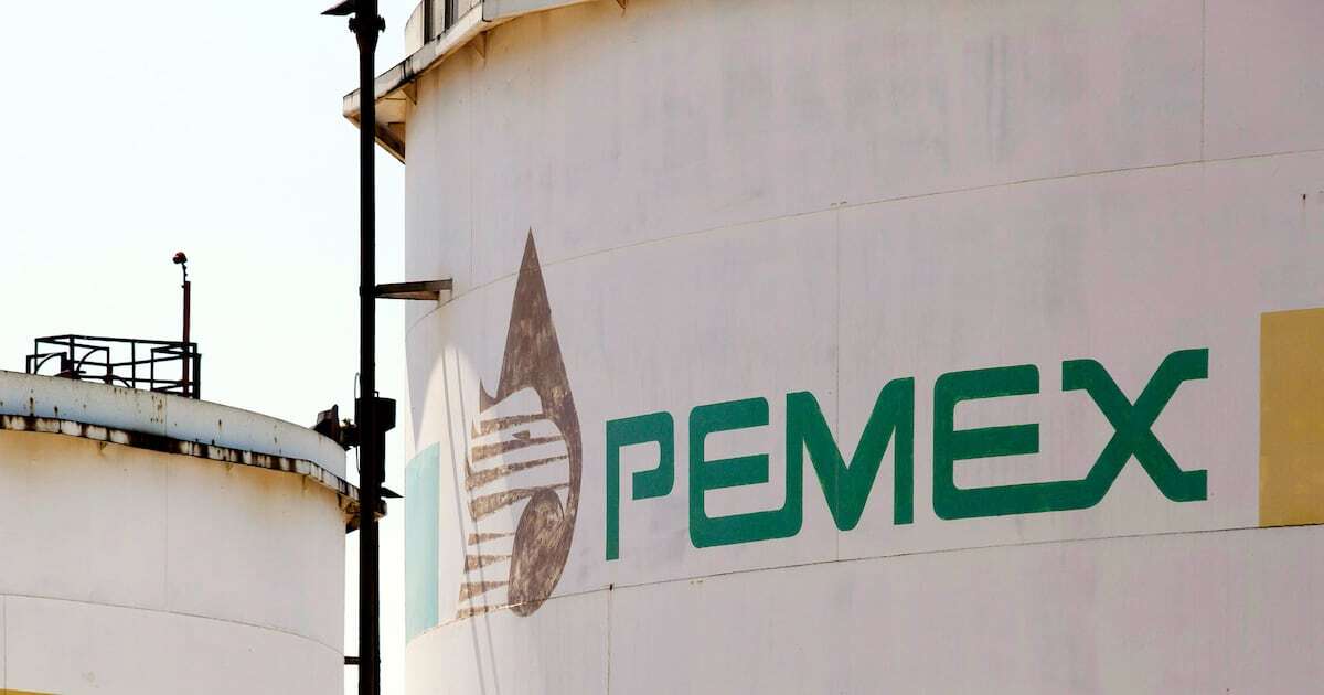 Pemex, la petrolera más ineficiente: Extrae menos barriles que Aramco pese a tener misma fuerza laboral  