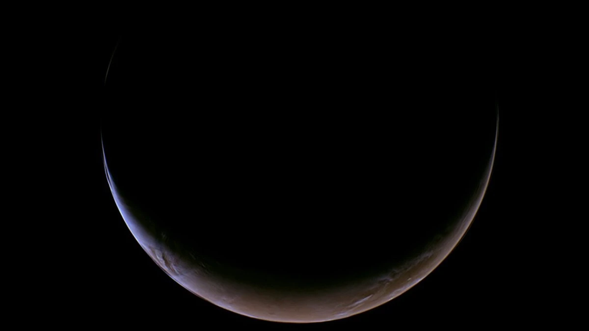 Mars shines in ethereal photo from Psyche space probe
