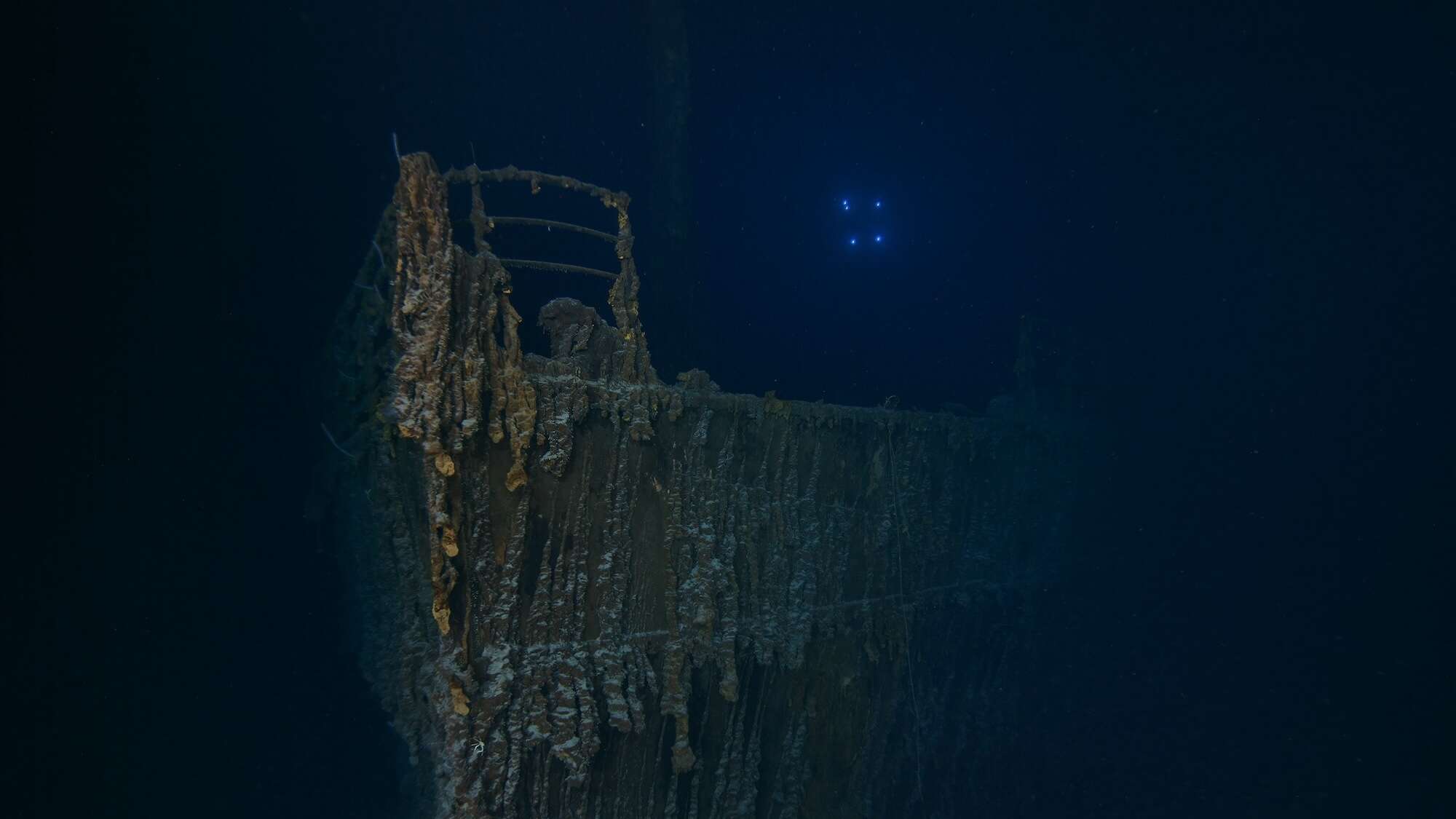 The famous railing from ‘Titanic’ has broken off from Titanic