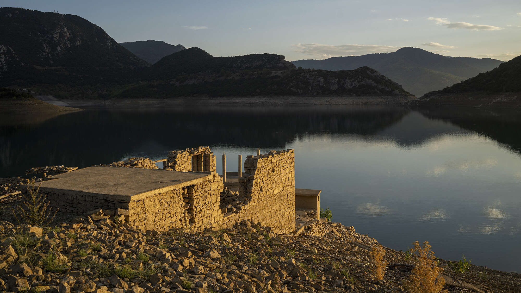 Drought reveals a sunken village in Greece