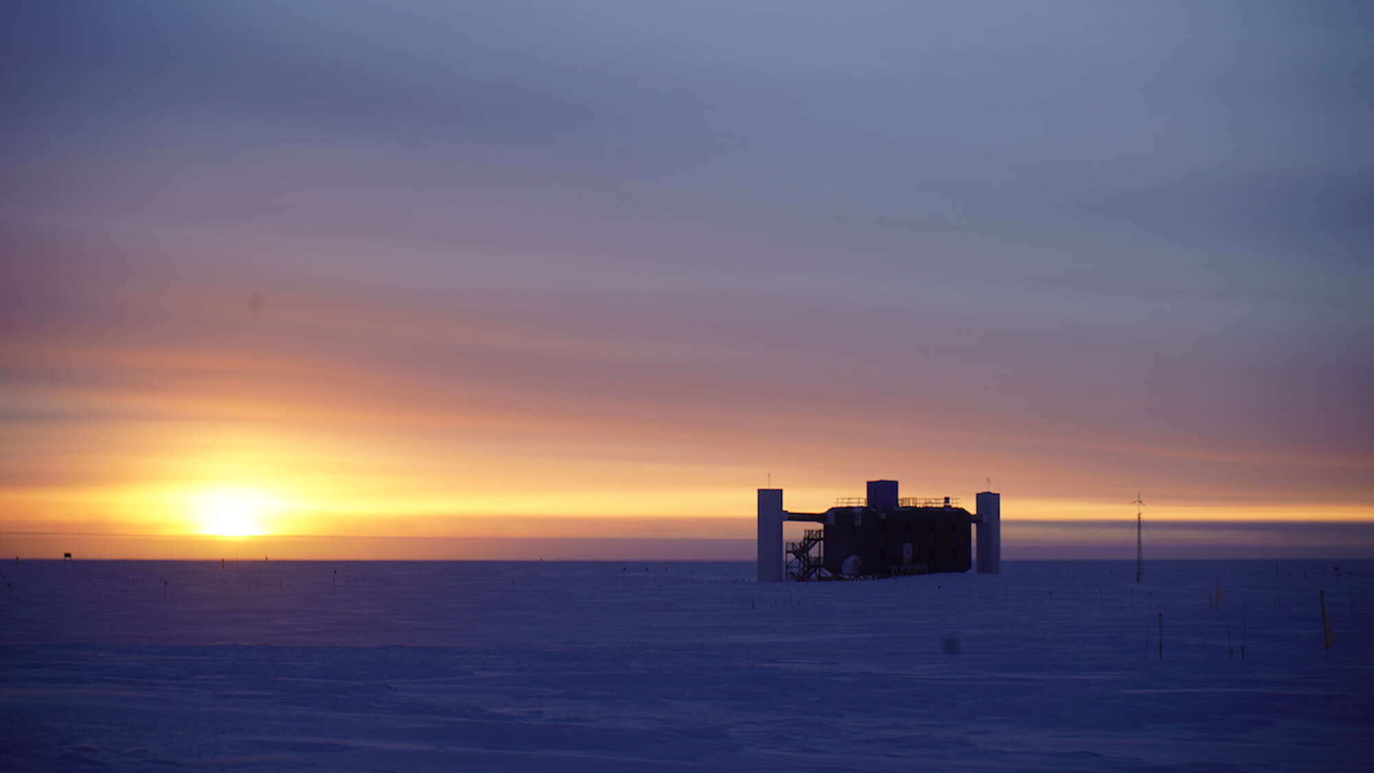 Astronomers really like the South Pole, but why?