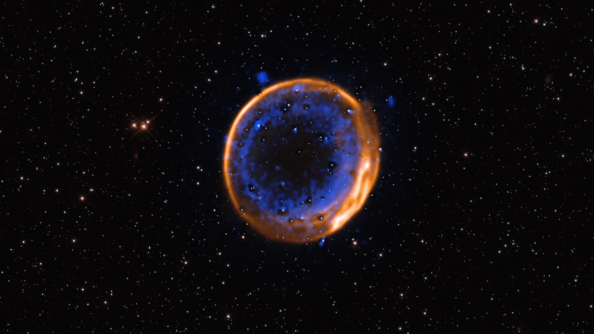 Massive ‘double detonation’ spotted by astronomers for the first time