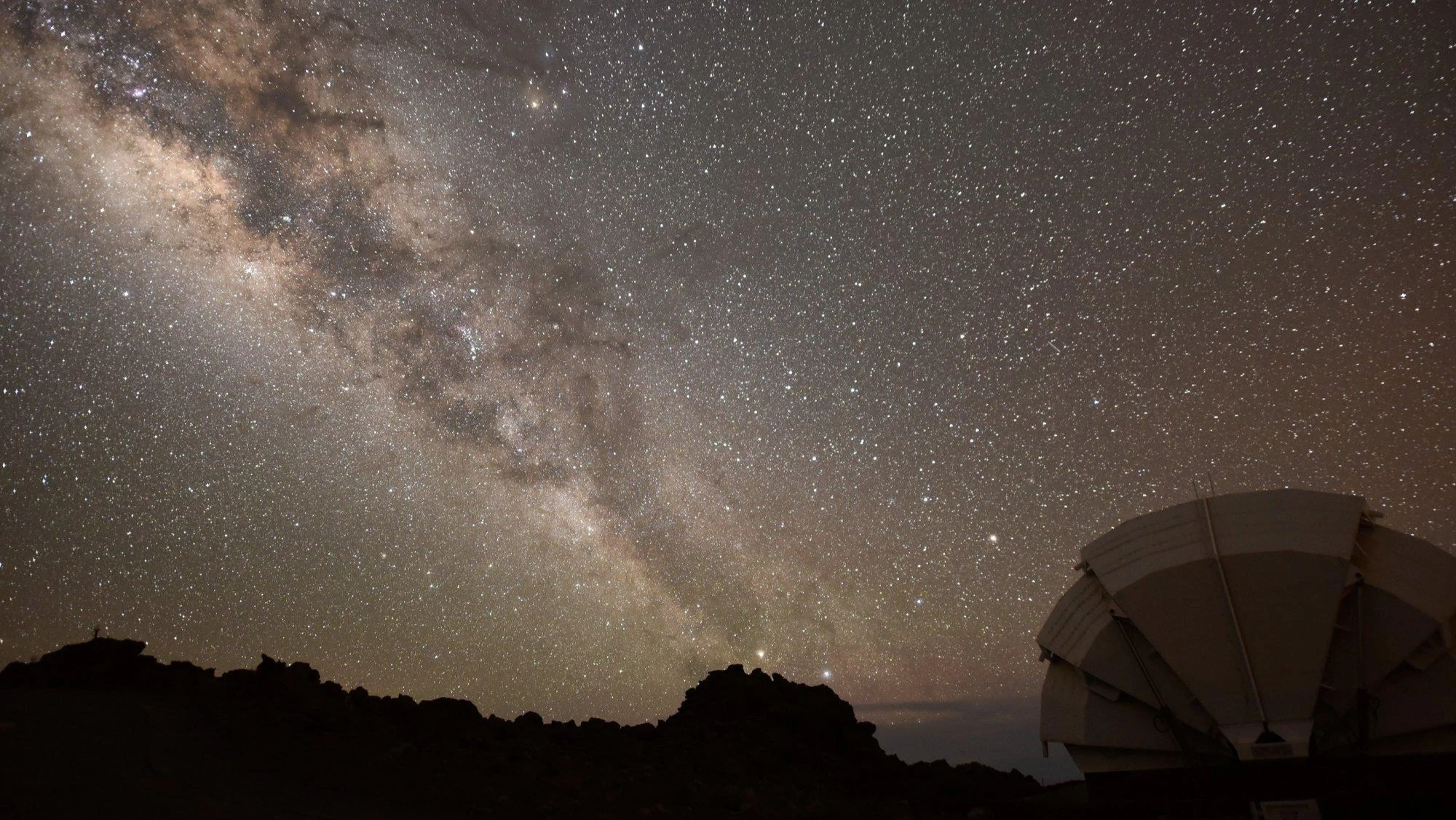What astronomers learned from a near-Earth asteroid they never saw coming
