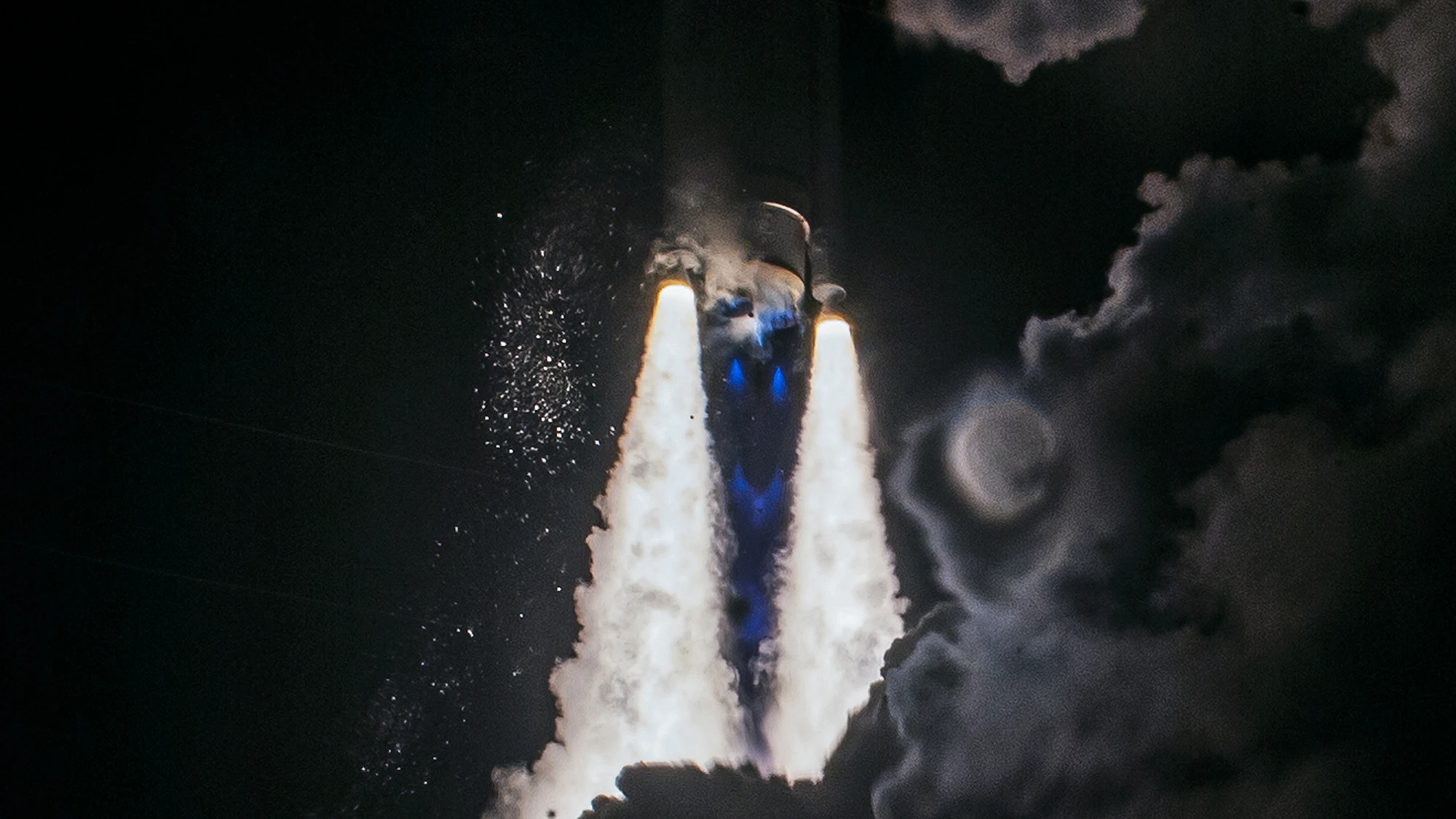 Peregrine lunar lander experiences technical ‘anomaly’ following successful launch