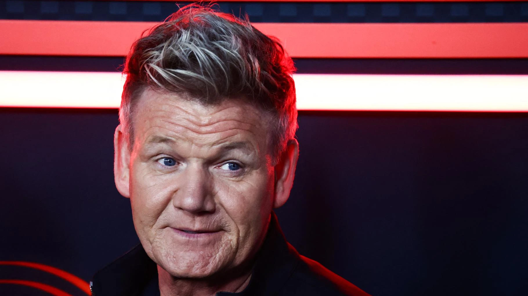   Le chef Gordon Ramsay dévoile avec humour sa cicatrice après son opération pour un cancer de la peau  