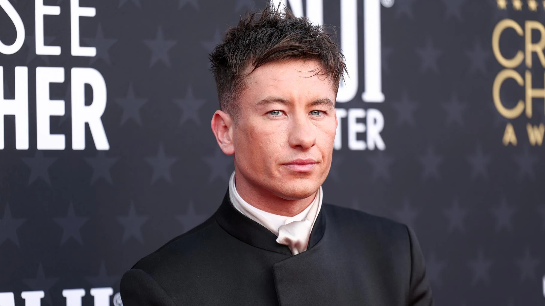   L’acteur Barry Keoghan se confie sur son addiction à la drogue et les cicatrices qu’il en garde  
