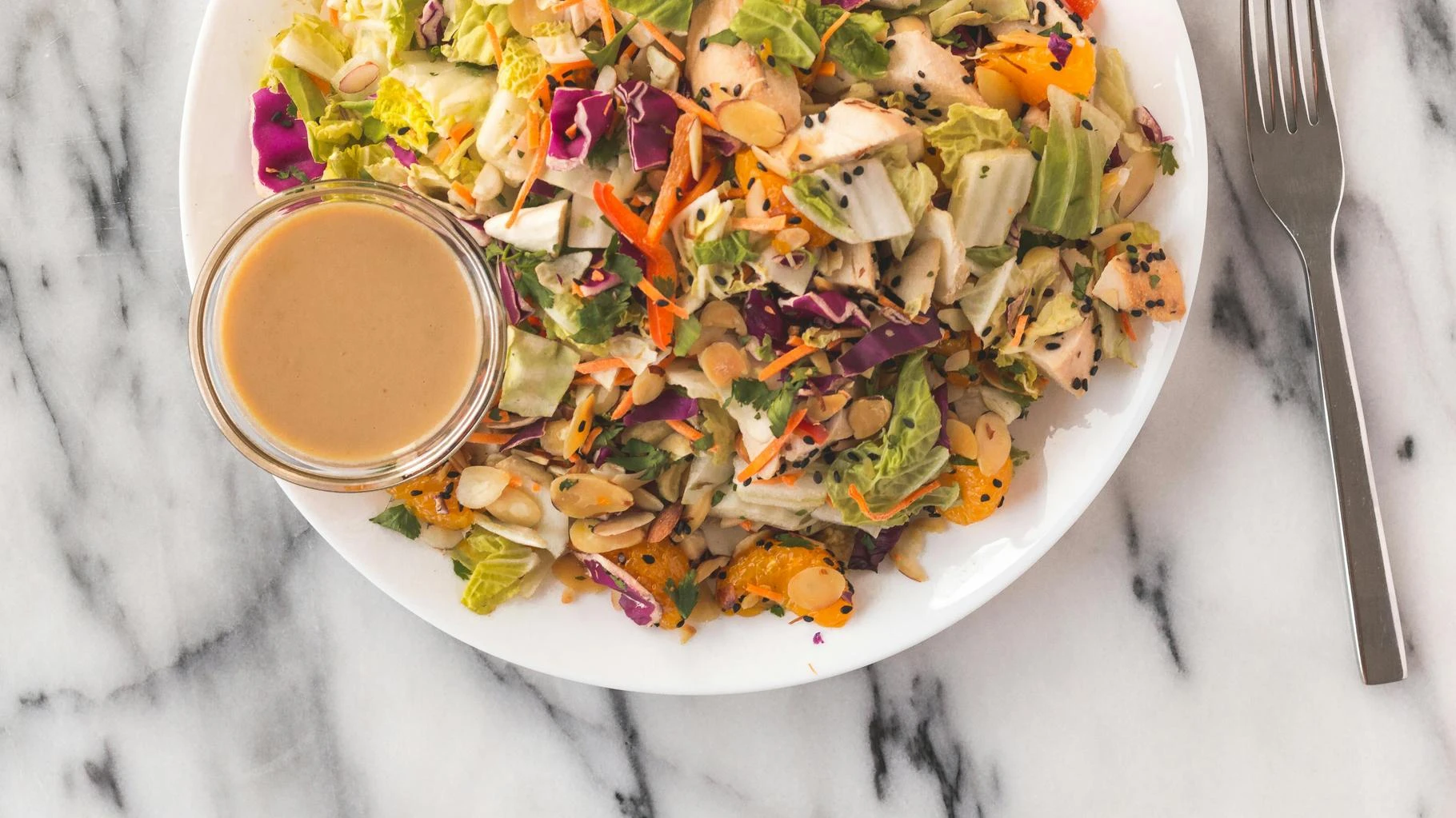   Les meilleures recettes de vinaigrettes de chefs et leurs astuces pour vos salades d’été  