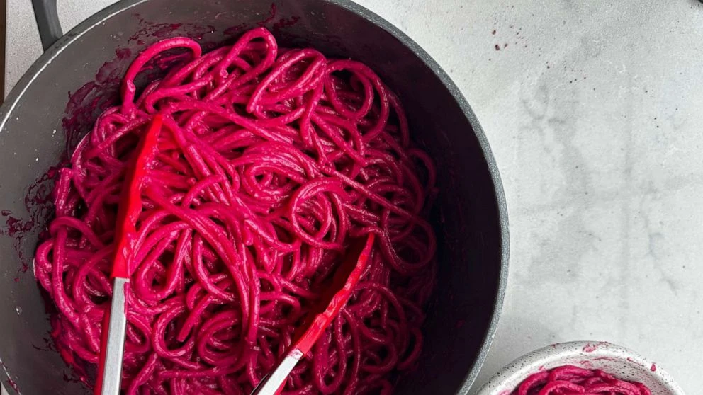 How to make pink pasta for Valentine's DayTry this festive and vibrant recipe.2/11/2023 05:08:31 EST