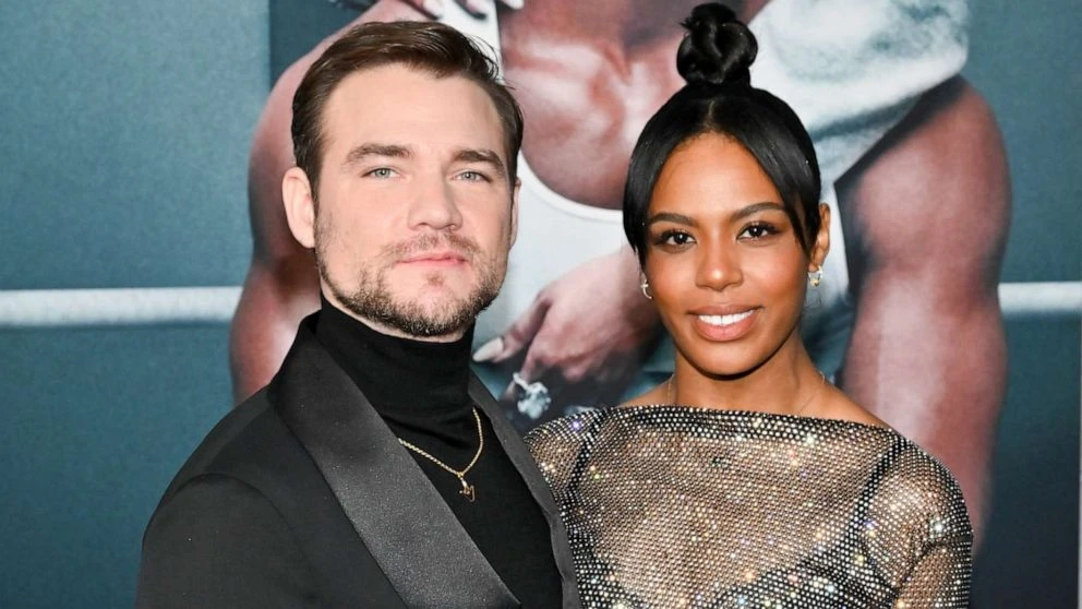 Britt Stewart, Daniel Durant share sweet vacation snaps: 'Couldn't be more grateful'The couple confirmed their relationship last month.March 29, 2023