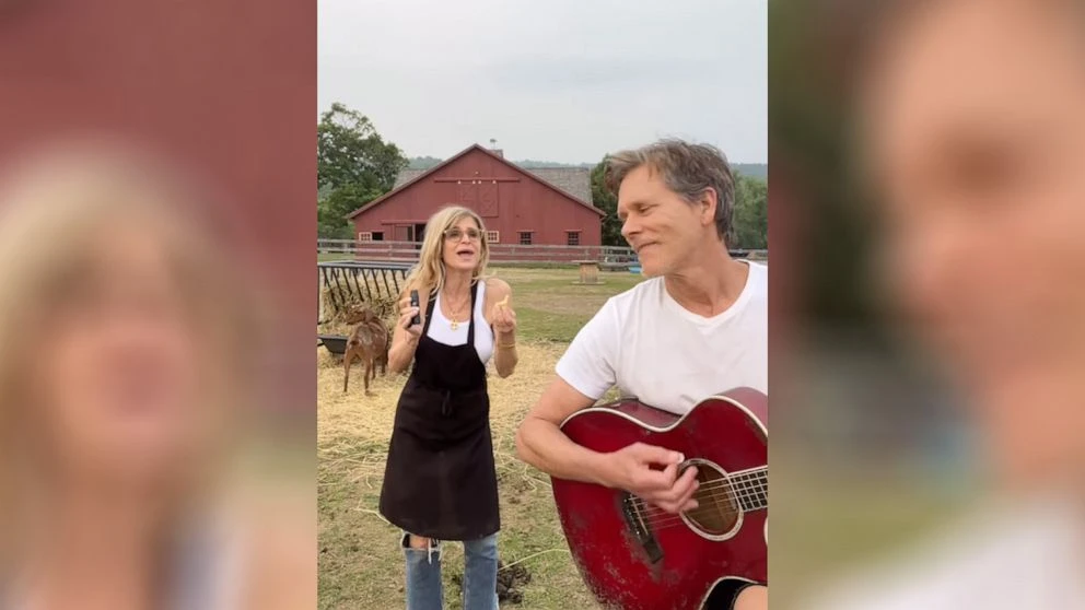Kevin Bacon, Kyra Sedgwick cover Chicago song