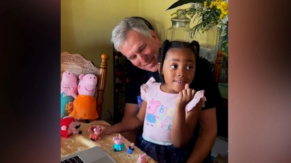 Grandfather creates Peppa Pig films for grandchild