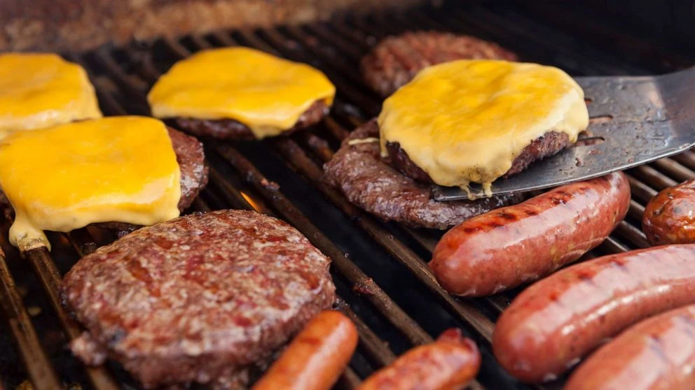 Food costs for summer cookouts drop slightly in some categoriesWhile only down 3% overall, there will still be some savings on food.6/27/2023 10:01:00 EDT