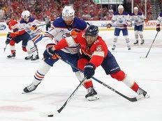 How much pressure is Connor McDavid under to make sure Oilers Stanley Cup dream stays alive?
