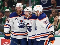 Oilers' killer instinct buries Dallas, books spot in Stanley Cup Final