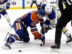 Edmonton Oilers bring in big centre due to injury emergency
