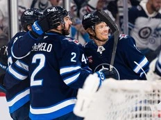 Connor Hellebuyck makes 21 saves, Jets beat Stars 4-0 in Game 2 to tie series