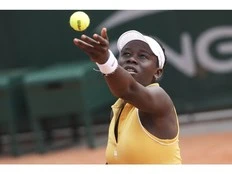 Toronto teen Victoria Mboko falls to Olympic champ Zheng Qinwen at French Open