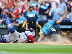 Blue Jays revert to offensively-challenged ways in dropping series opener to host Phillies
