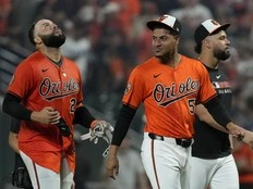An out from being no-hit, Orioles stun Dodgers with 4 runs in 9th
