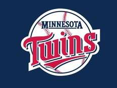 Minnesota Twins owners considering selling the team after 40 years in the Pohlad family