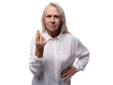 DEAR ABBY: Mother calls her own child a 'traitor'