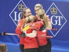 Canada’s Homan tops South Korea’s Gim to advance into women’s world curling final